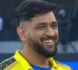 Pilot request dhoni continue as csk team captain