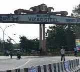 Centre makes another U-turn on Vizag Steel Plant, employees intensify protest