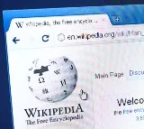 Russian court imposes huge fine over Wikipedia