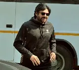 pawan kalyan enters the og mobie sets