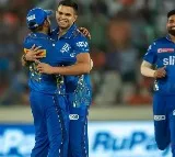 Finally a Tendulkar picks up an IPL wicket Sachin thrilled for son Arjun last over heroics for MI vs SRH
