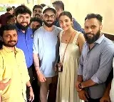 Anushka, Virat pose for a picture with Bengaluru restaurant staff