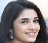 Krithi Shetty Special