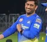They wont get a better option than Wasim Akram namedrops MS Dhoni successor