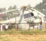 Modi escort helicopter stuck in mud at Sindhanur