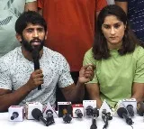 'Anurag Thakur tried to suppress the matter', alleges Vinesh Phogat amid protest