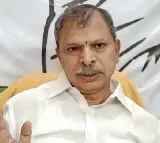 Tulasi Reddy fires on Jagan