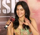 Bindu Madhavi clarifies her relationship with Trisha ex boyfriend