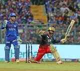 IPL 2023: Dinesh Karthik was feeling unwell and vomited, says RCB coach Sanjay Bangar
