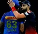 Virat Kohli million dollar gesture for Suryakumar Yadav after MI star IPL best in RCB tie sets Twitter ablaze