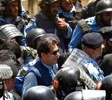 Firing outside Islamabad HC as Imran Khan set to leave building