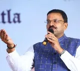 YCP thanked CBI former JD VV Lakashmi Narayana