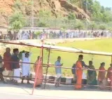 Huge rush in Tirumala
