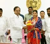 CM KCR announces Rs 2 crore for boxer Nikhat Zareen