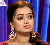 Jabardasth Anchor Soumya Rao gets emotional after remembering her mother