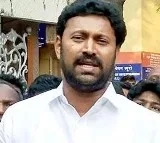 Kadapa MP still at Kurnool hospital, suspense on CBI's next move