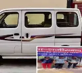 3 thieves go to steal van in Kanpur and realise none knows to drive