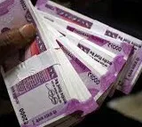 Gulf Countries not accepting to change Rs 2000 note