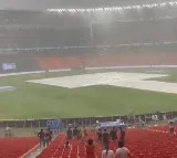 Rain delays toss in qualifier 2