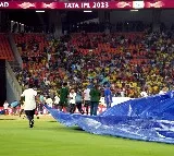 Rain delays IPL final start