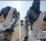 Congress slams BJP over broken statues at Mahakal temple, demands probe