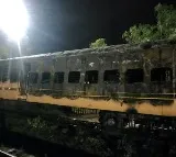 Fire breaks out in Alappuzha Kannur Express train