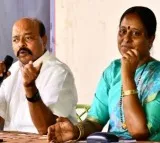 Konda Murali warns Errabelli Swarna group