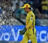 Surgery to Dhoni knee successful