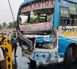 Bus carrying passengers from Balasore crash site meets with accident in Bengal