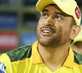 MS Dhoni couldve still played for India if he Wasim Akrams brave claim on CSK captain