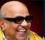 Hounded by Jaya, carried out of home by cops, yet Karunanidhi stood by his guns