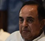 Modi is illiterate in economics says subramanya swamy
