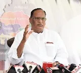 Gutta Sukhendar Reddy comments on Bhatti