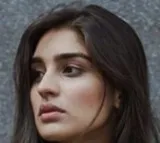 Yukthi Tareja Special