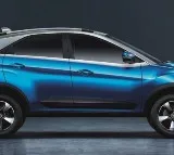 Tata Nexon hits bull at very speed but bull survived