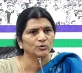 Pawan Kalyan is innocent says Lakshmi Parvati