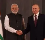 Putin lauds modis make in india initiative