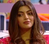 Akanksha eleminated from Big Boss for lip kissing