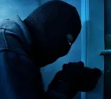 Thief from Telangana travels to kerala by flight to commit robbery