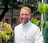 MIM chief Asaduddin meets CM KCR over UCC