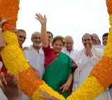 Purandeswari fires on YSRCP Govt after taking charge as BJP AP President