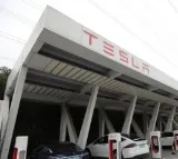 telsa in talks with indian govt to set up factory in country