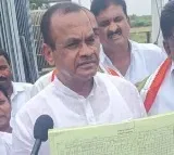 MP Komati Reddy Venkat Reddy Open Challenge to Telangana Minister KTR