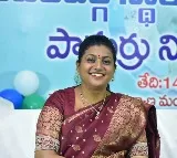 Roja fires on Pawan Kalyan