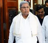 Siddaramaiah welcomes Oppn leaders to B'luru for joint meeting; JD(S) slams Congress