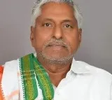 Jeevan Reddy fires on BRS leaders
