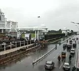 Rain lashes Hyderabad