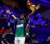 Satwik Sairaj hits a smash with 565 km speed and set new Guinness Book Record