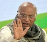 Modi govt changed democracy to mobocracy: Kharge