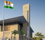 High Court seriour comments on mother tongue